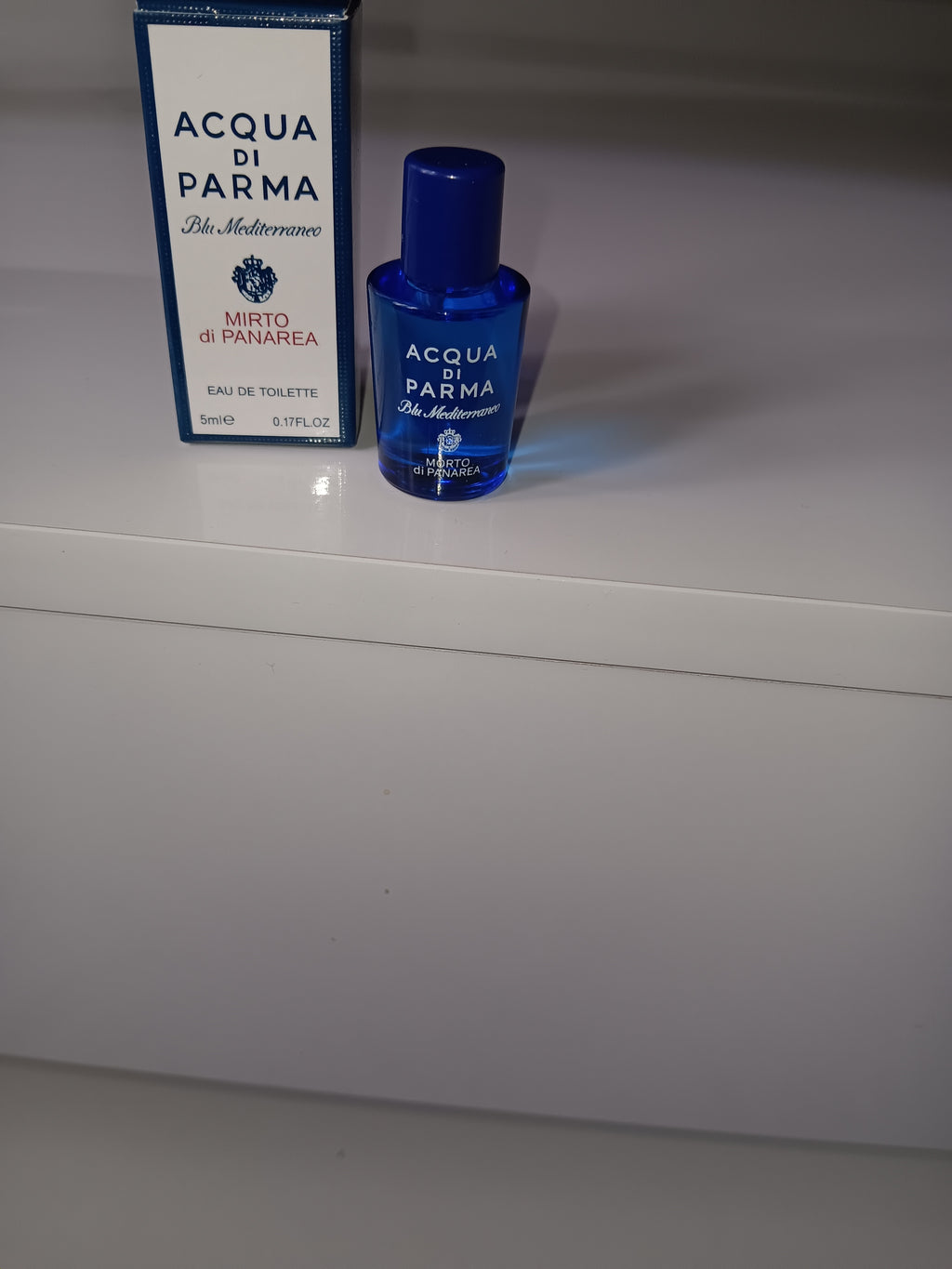 Acqua di Parma luxury mini perfume [Acqua di Parma unisex perfume 5ml [Luxury miniature fragrance bottle [Acqua di Parma travel-size perfume [Unisex luxury fragrance miniature
5ml Acqua di Parma perfume bottle [Mini perfume for men and women [Luxury perfume gift idea
Compact Acqua di Parma fragrance [Acqua di Parma miniature perfume